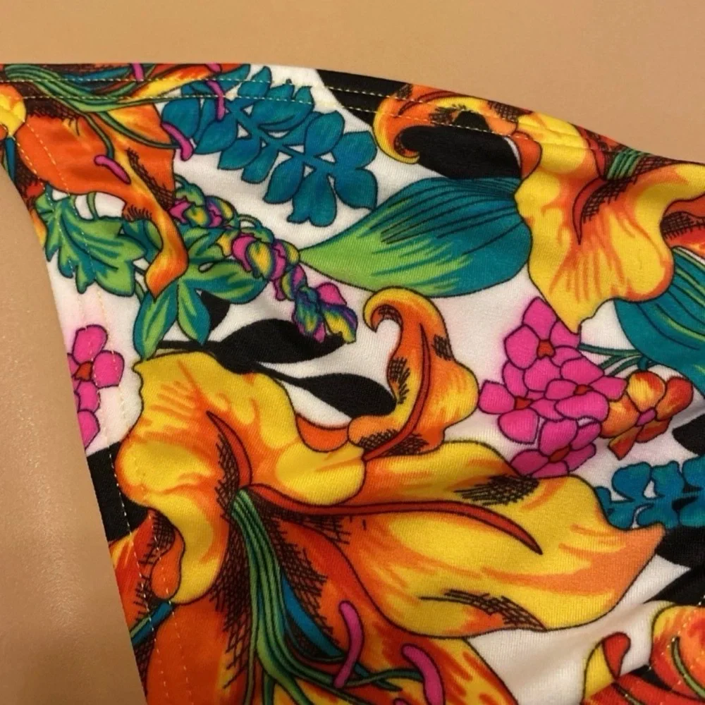 Victoria's Secret White Floral Twist Bandeau Bikini. Flawed See Photos